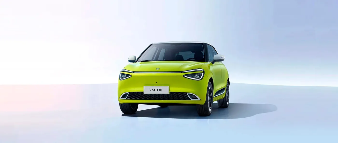 Dongfeng Box 01 EV 430 front view