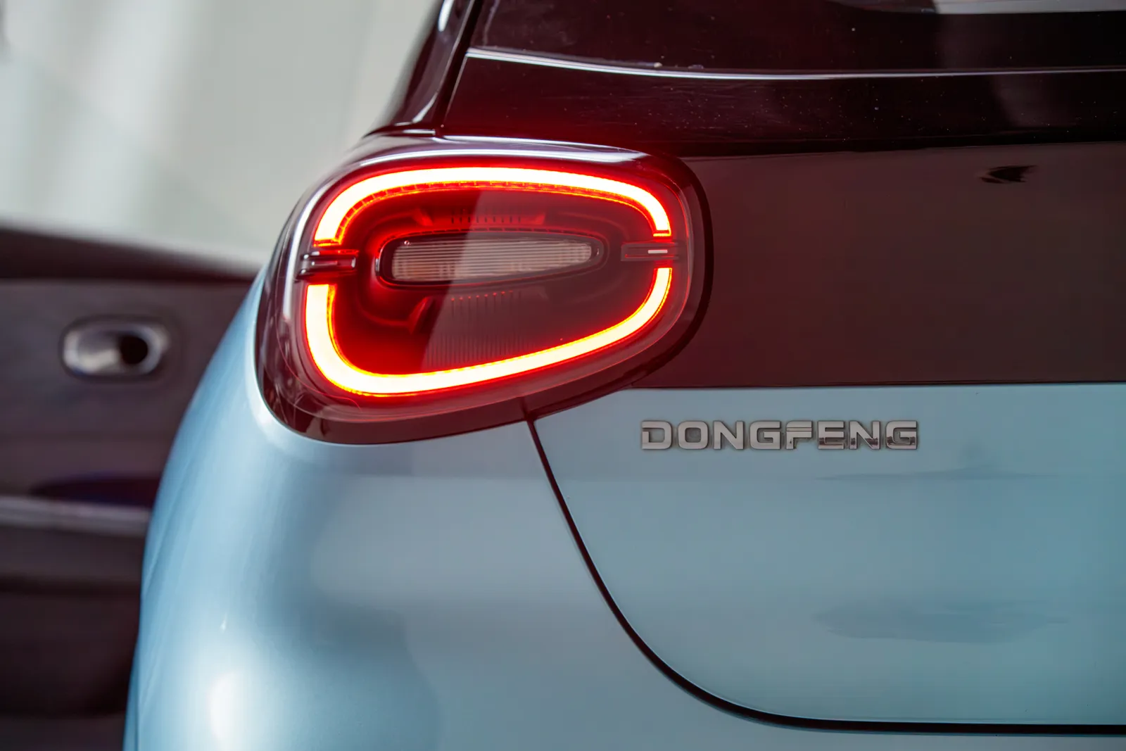 BOX 01 EV rear light detail