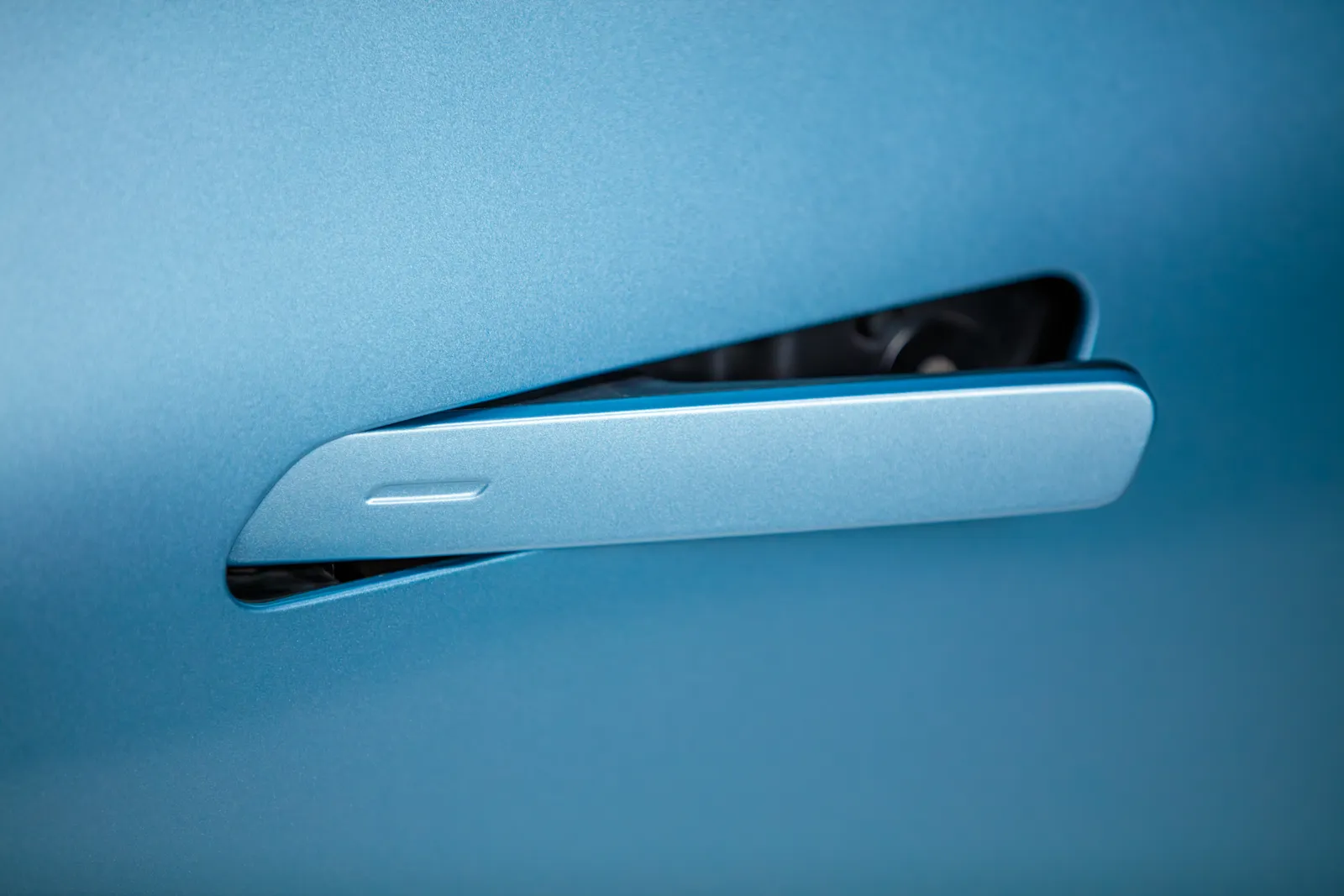 BOX 01 EV door handle detail