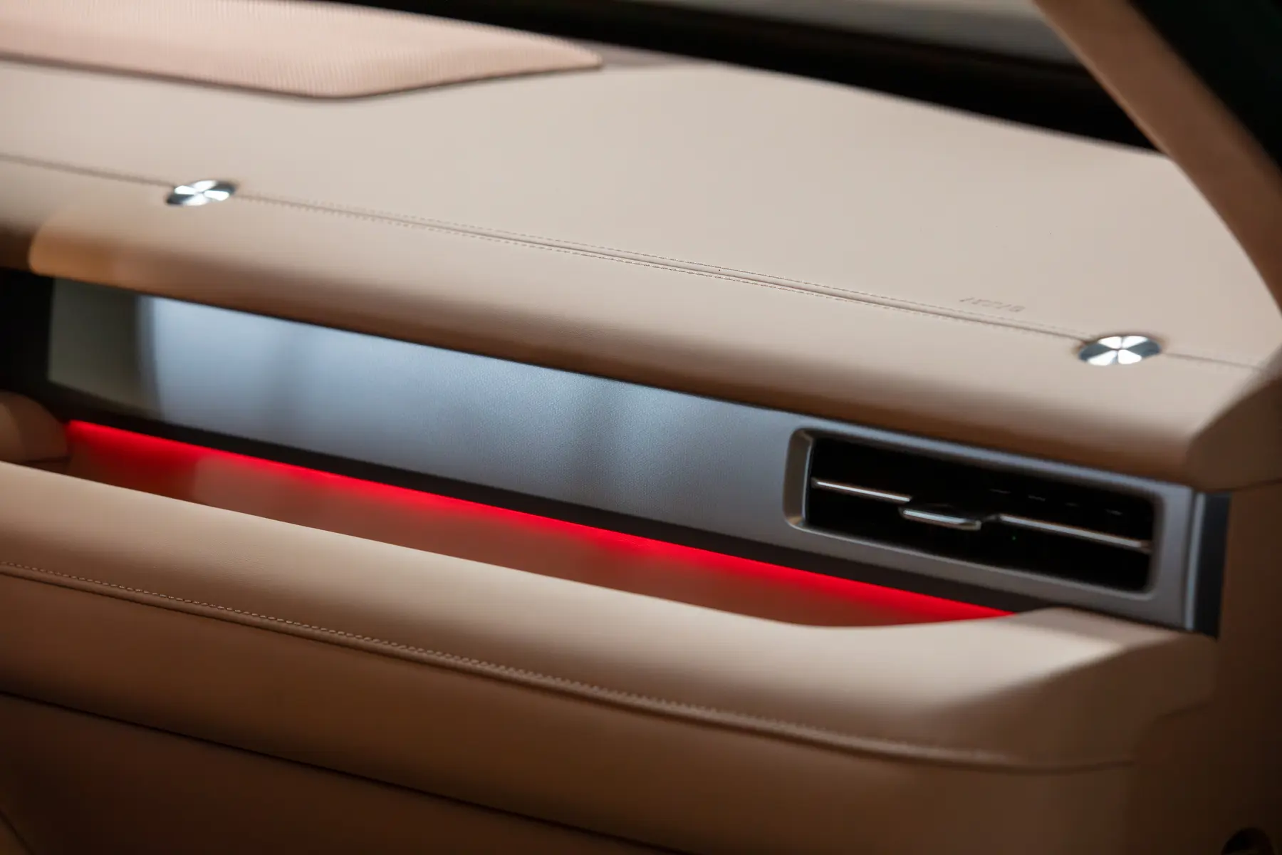 Détail de porte — MHERO II